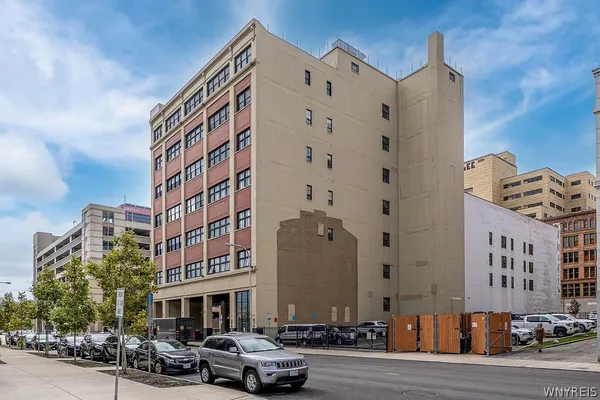 206 ELLICOTT ST 601