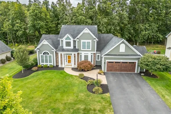 79 ROCKWELL DR