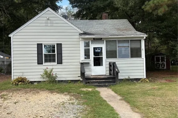 14 W MAGRUDER ST