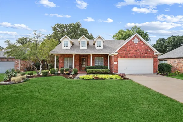 402 BROOKSIDE DR