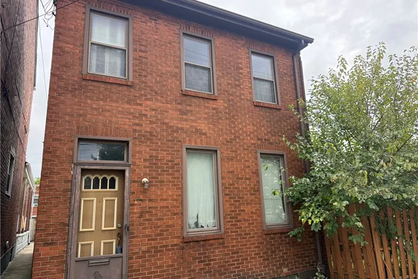 461 CEDARVILLE ST
