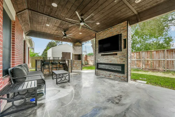 2712 SUNNYSIDE LN