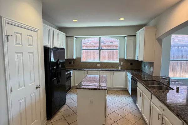 2184 STUTTGART DR