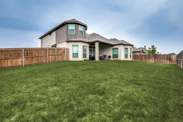 249 NOBLE NEST DR