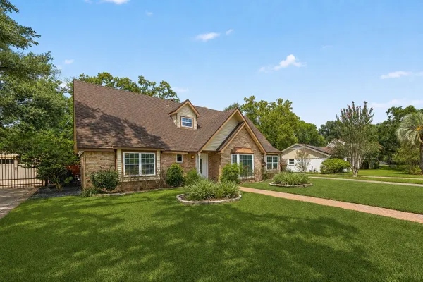 12514 HAZELWOOD LN