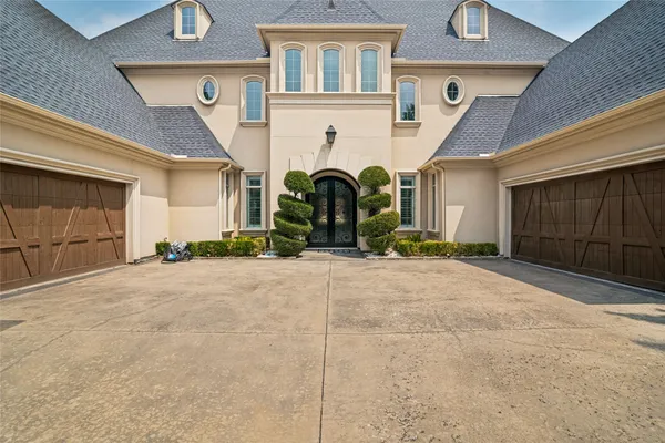 1634 TORREY PINES LN