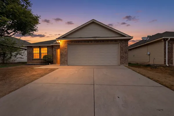 2939 SAINT BERNARD DR