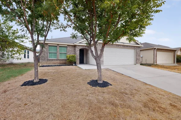 2939 SAINT BERNARD DR