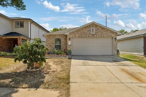 7209 CAYENNE LN