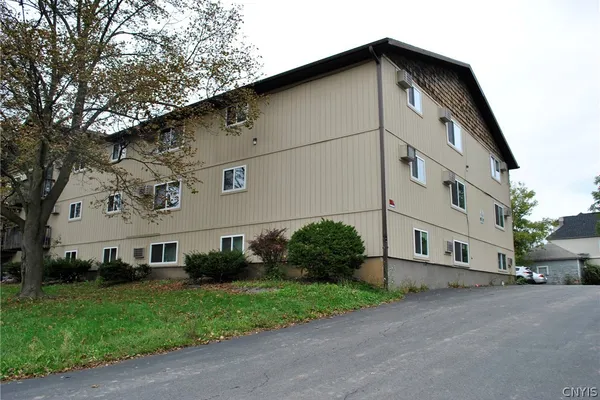802 POND ST