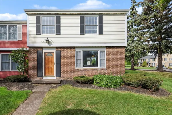 37 SUMMIT KNOLLS DR