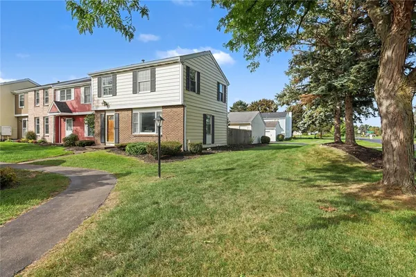 37 SUMMIT KNOLLS DR