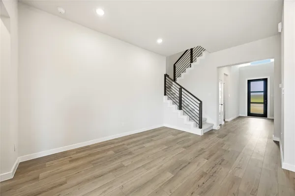 23017 HONEY OAK FOREST DR