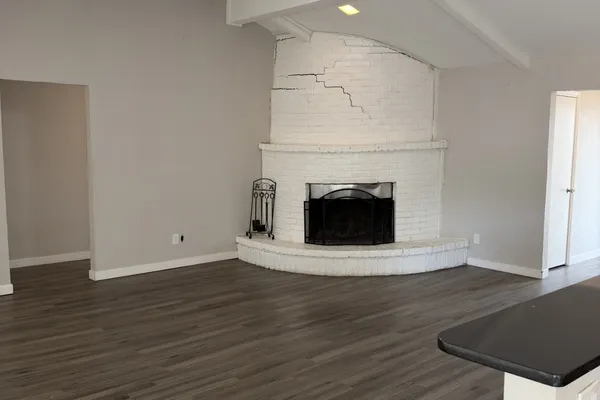 111 ASHE BEND DR