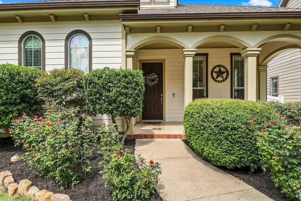 1901 BROWN THRASHER BLVD