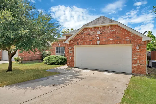 2633 PIONEER BLUFFS RD