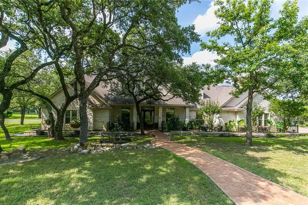 400 BEDFORD DR