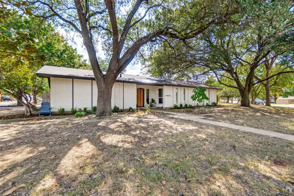 9038 FLICKER LN