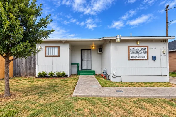 4131 SOLOMAN DR