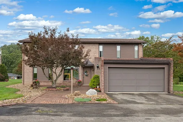 1 ANDERSON AVE