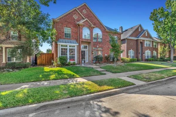 707 CHESHIRE DR