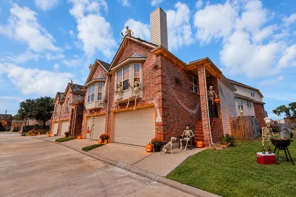 6222 SKYLINE DR 26