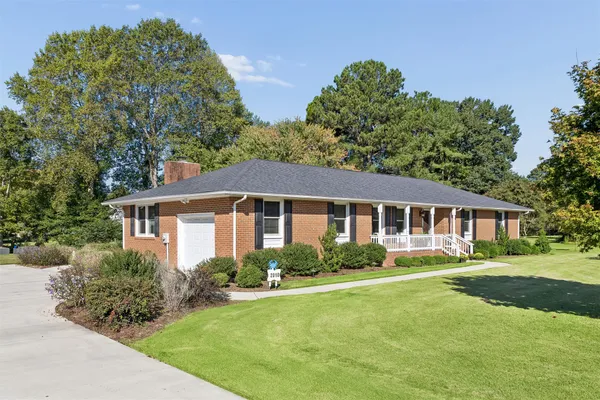 2010 TILLAGE LN