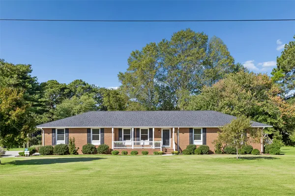2010 TILLAGE LN