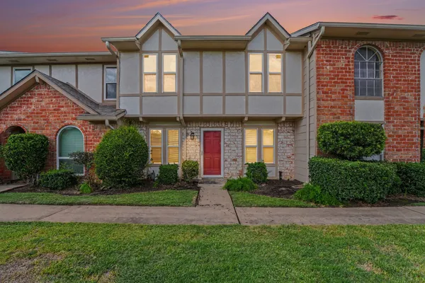 44 CHAPPARAL CT