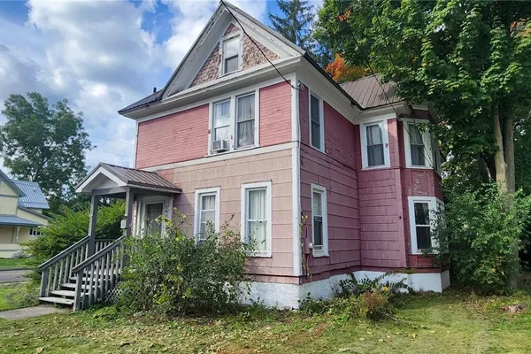 140 GROTON AVE