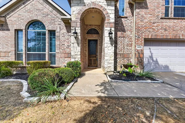 2409 LAKEBEND DR