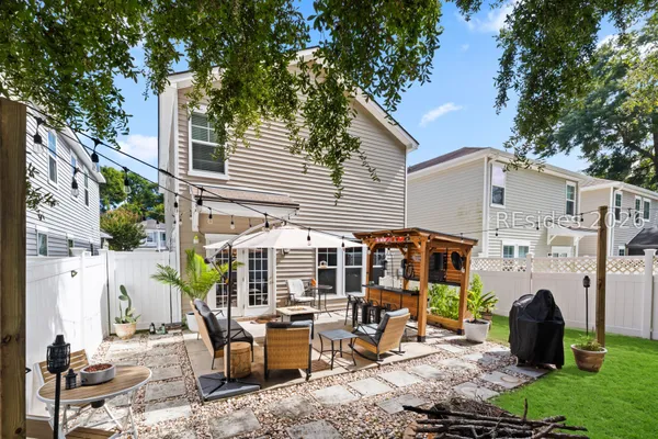 60 STARSHINE CIR