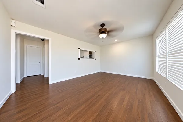 8413 WHITE SETTLEMENT RD