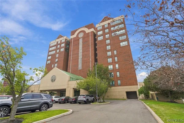 505 ADMIRALS WALK 505