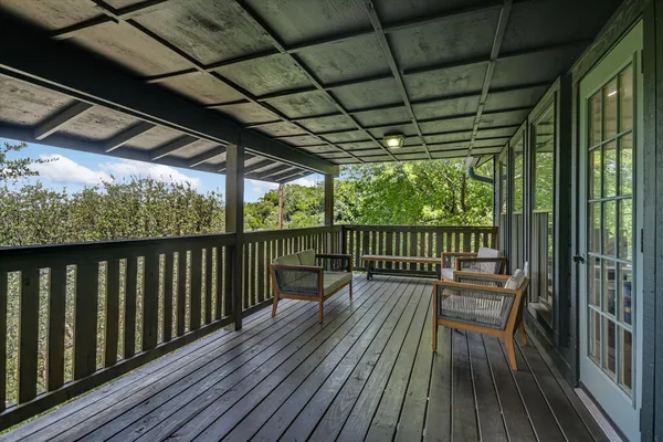 5110 LUCAS LN