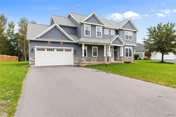 102 MINOA LAKES DR