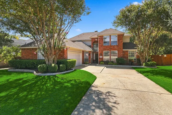 1125 SHADETREE LN