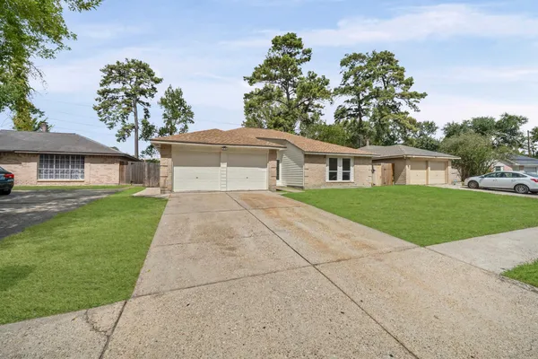 8311 MARBLE ARCH CT