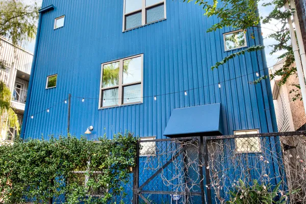 2005 MASON ST