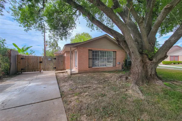 17008 MERCADO DR