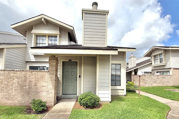 11889 BOBWHITE DR 834