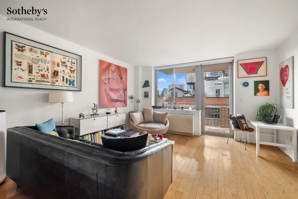 520 W 23RD ST 9H