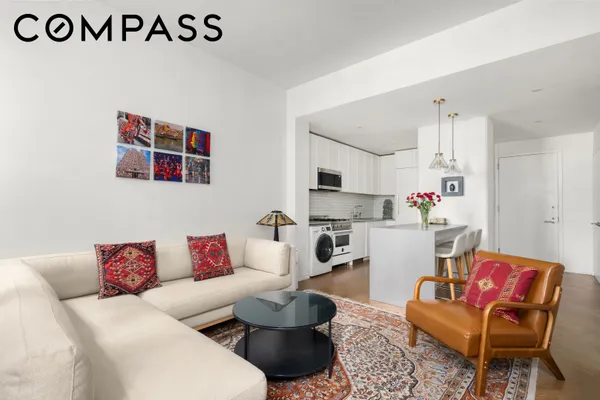 184 KENT AVE C103