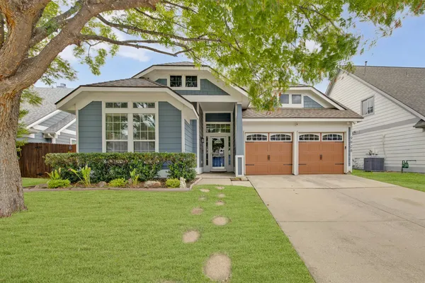9928 TANGLEBRUSH DR