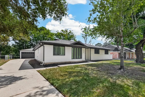 349 DAWN HILL DR