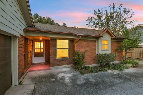 2205 LAZYBROOK DR