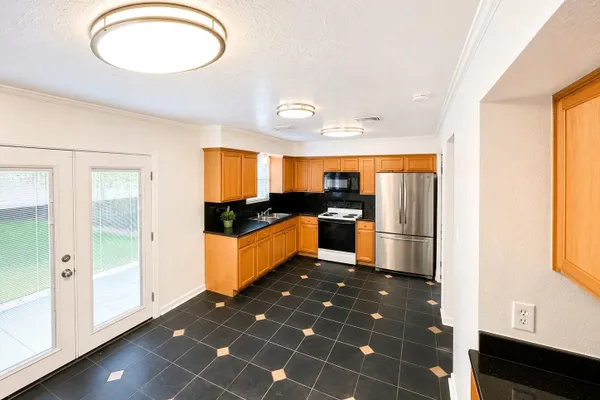 4953 LAMONTE LN