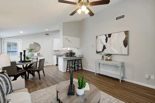 5819 SANTA FE DR
