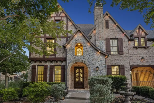 2277 SAN ANDRES DR