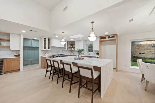 8639 CLOVER MEADOW DR